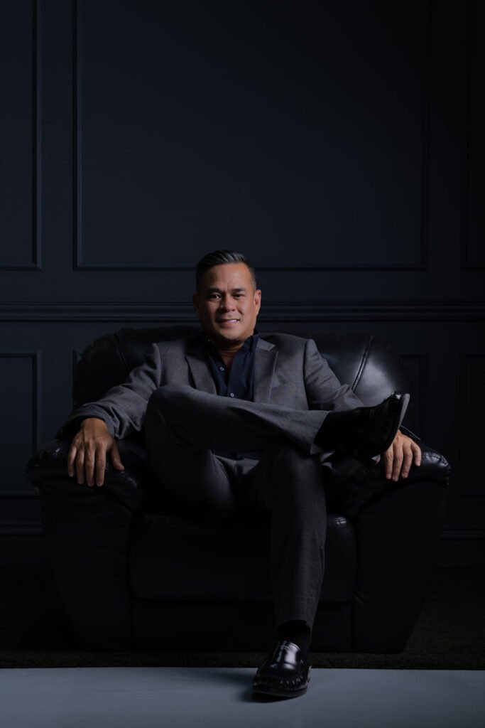 Enrique Yamzon mentoring Dubai real estate brokers